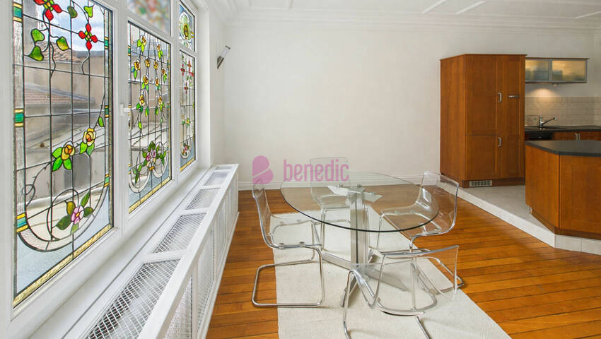 60206995d - Attribut alt par défaut.