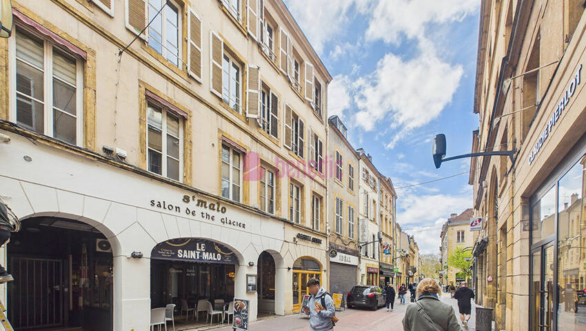 60206995h - Attribut alt par défaut.