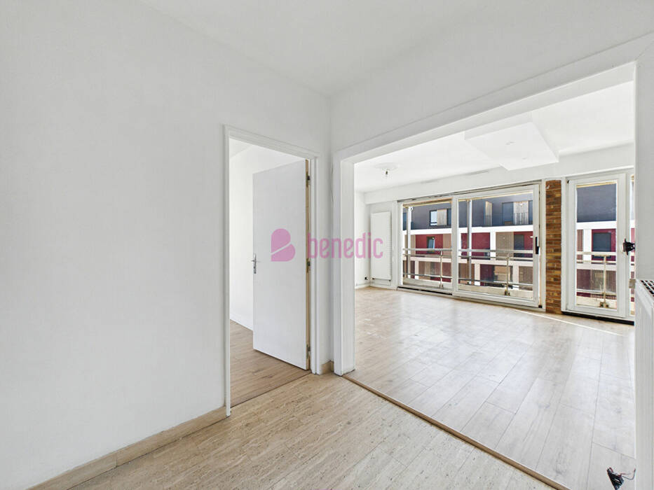 60318222p - Attribut alt par défaut.