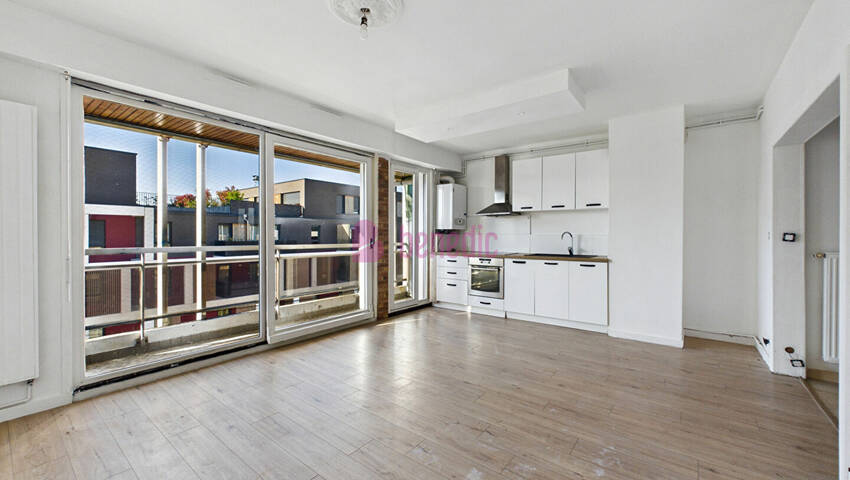 60318222d - Attribut alt par défaut.