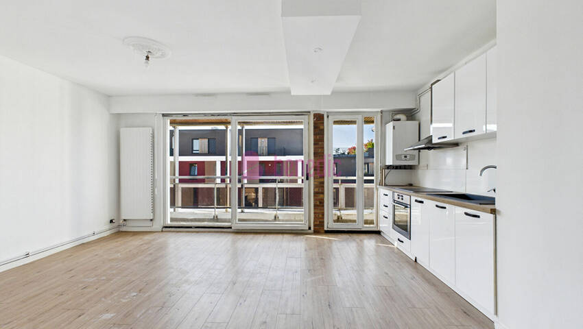 60318222e - Attribut alt par défaut.