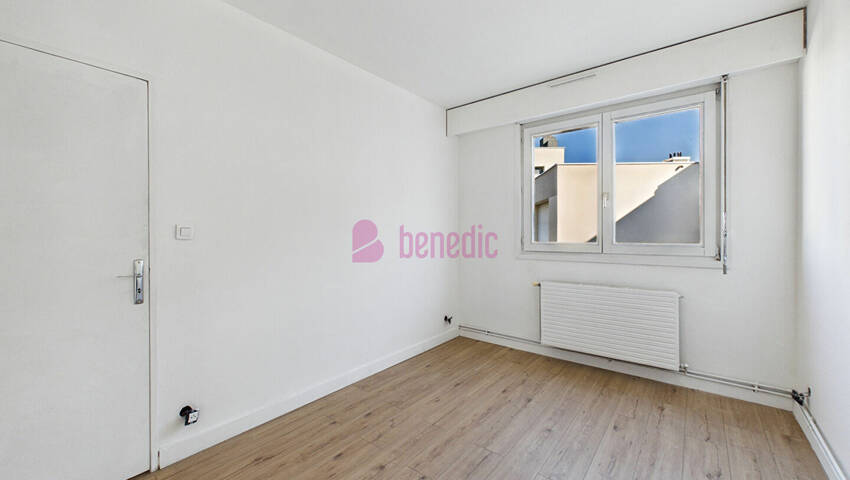 60318222h - Attribut alt par défaut.