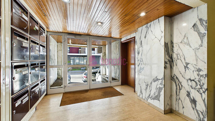 60318222n - Attribut alt par défaut.