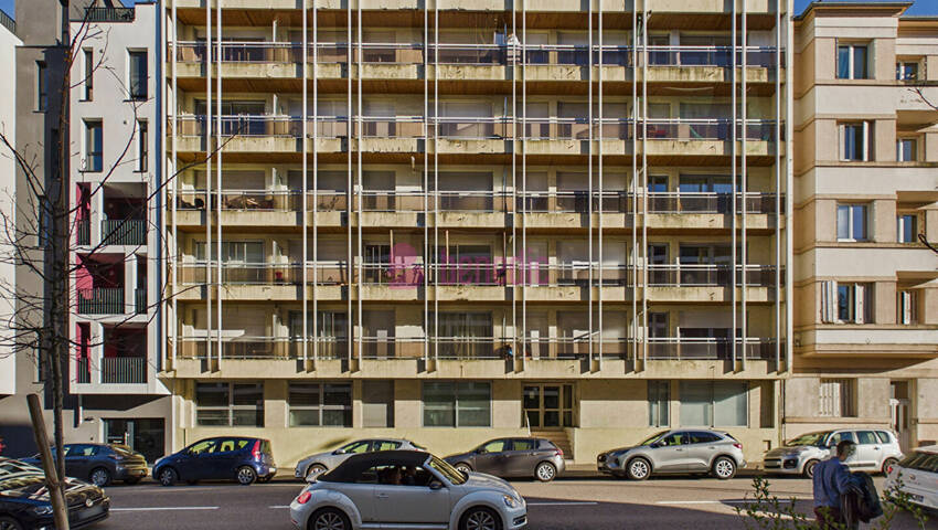 60318222o - Attribut alt par défaut.