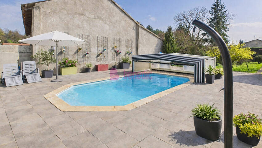 59541973d - Attribut alt par défaut.