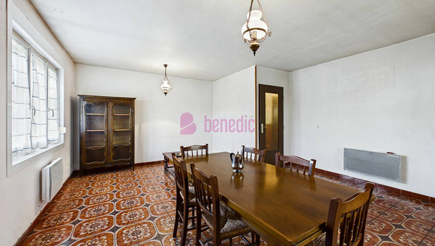 60175735d - Attribut alt par défaut.