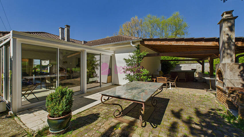 60225125f - Attribut alt par défaut.