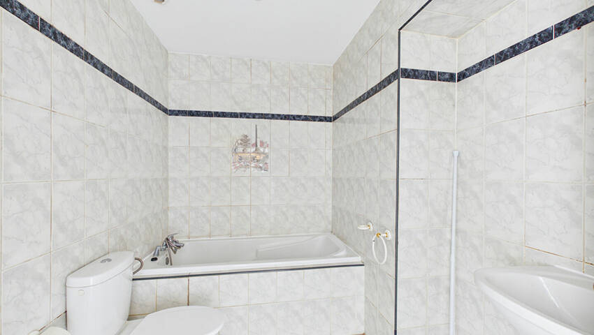 60421999e - Attribut alt par défaut.