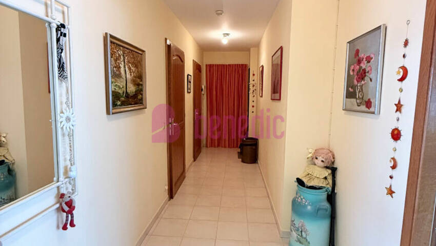 60409418g - Attribut alt par défaut.