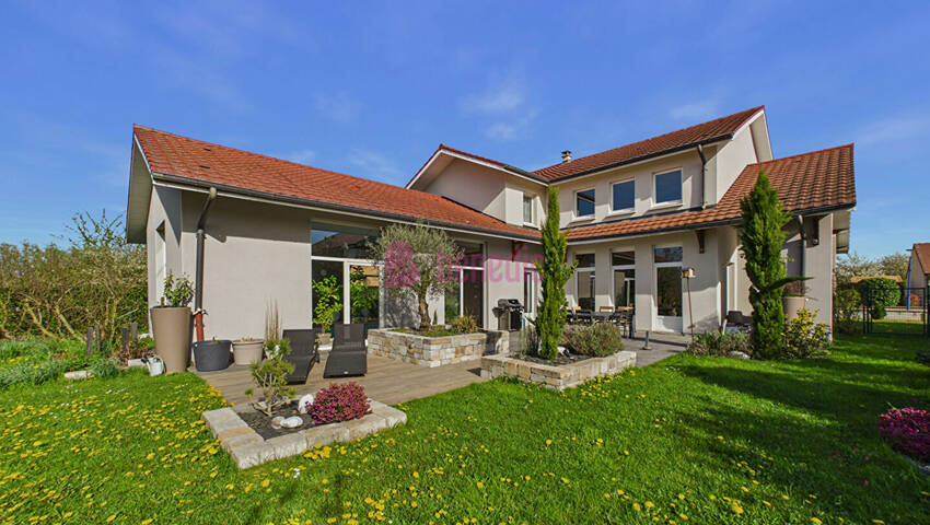 58136533a - Attribut alt par défaut.