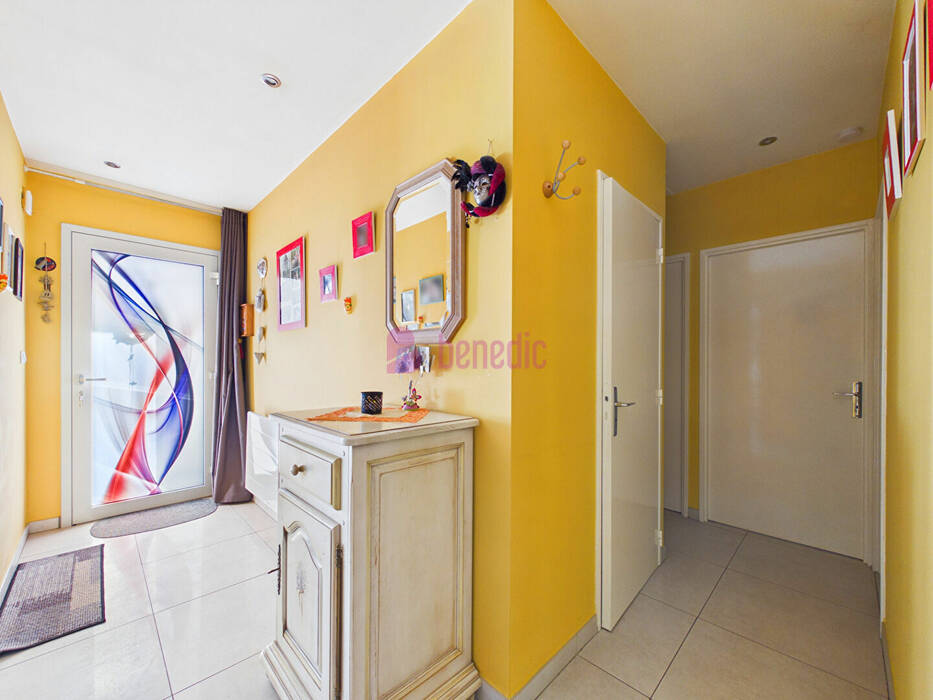 60203951c - Attribut alt par défaut.